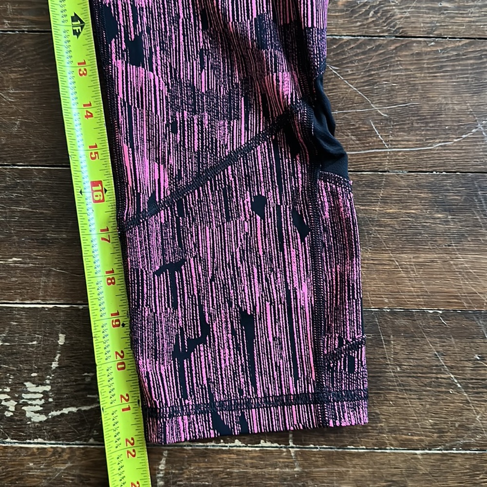 Lululemon Pace Rival Crop - Picture 12 of 12